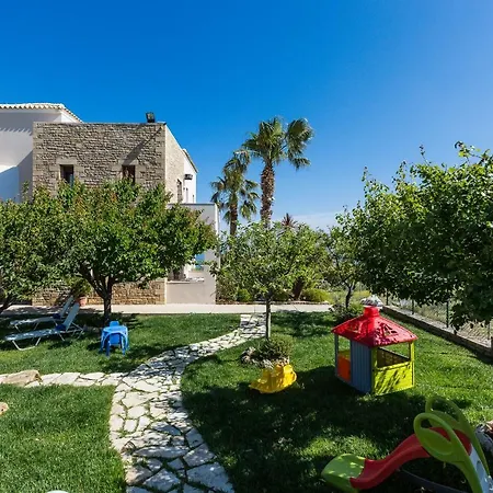 Natura Sea View Vila *